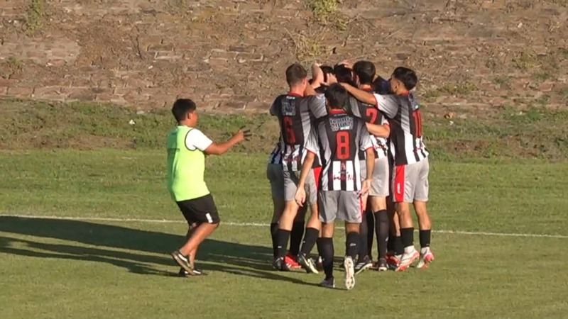 Estudiantes fue contundente y gole en casa a Argentinos